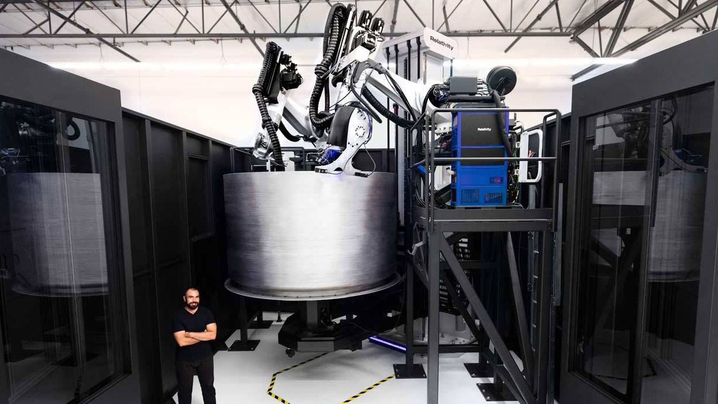 La impresora de metal 3D más grande del mundo, usada para la construcción de piezas de cohetes. (Relativity Space)
