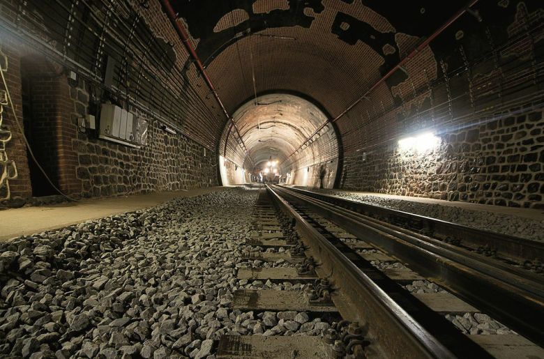 Tunel ferroviario de Kaunas (Lituania).