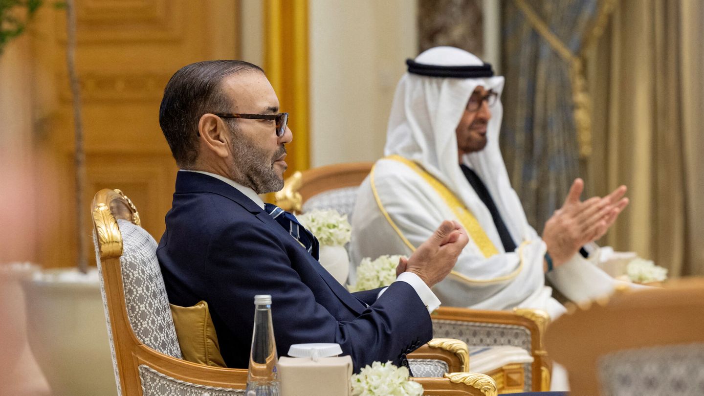 Mohamed VI, con Mohamed bin Zayed Al Nahyani. (Ryan Carter/Reuters)