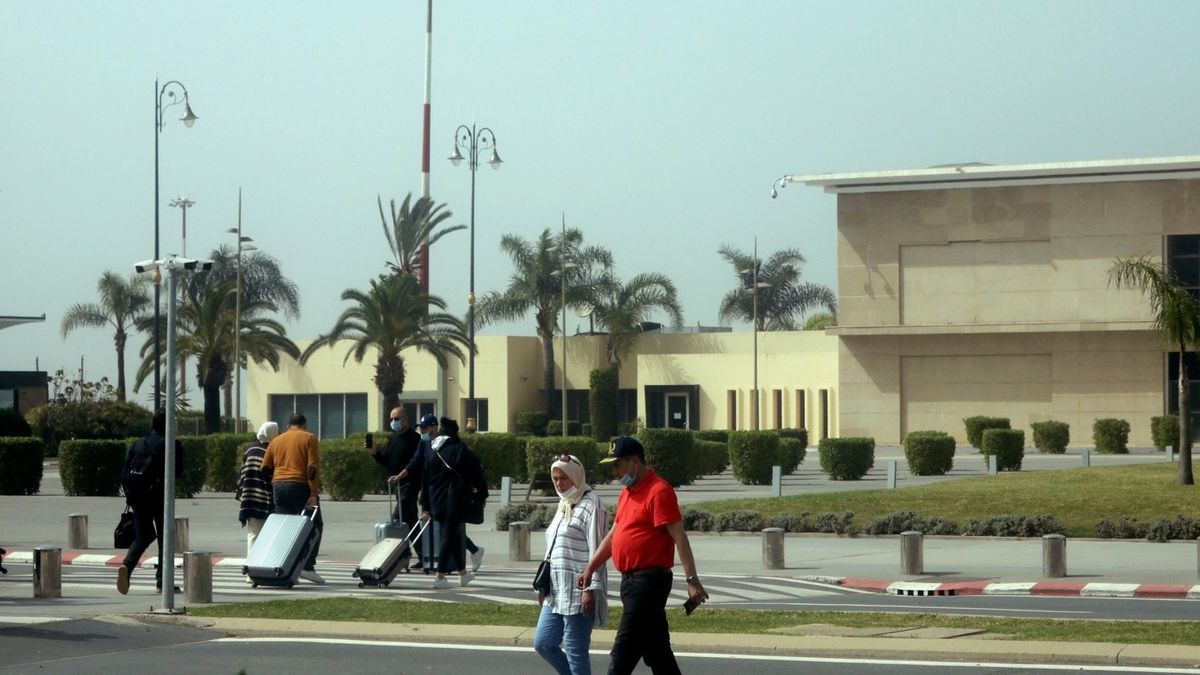 Unos 3.000 españoles, atrapados en Marruecos por la suspensión de los vuelos