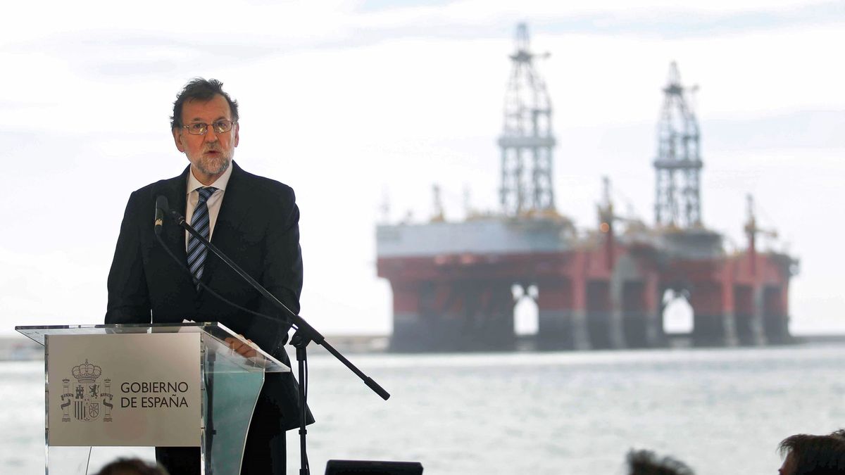 El presidente de Puertos la lía en un acto junto a Rajoy: "Alguien perderá su puesto"