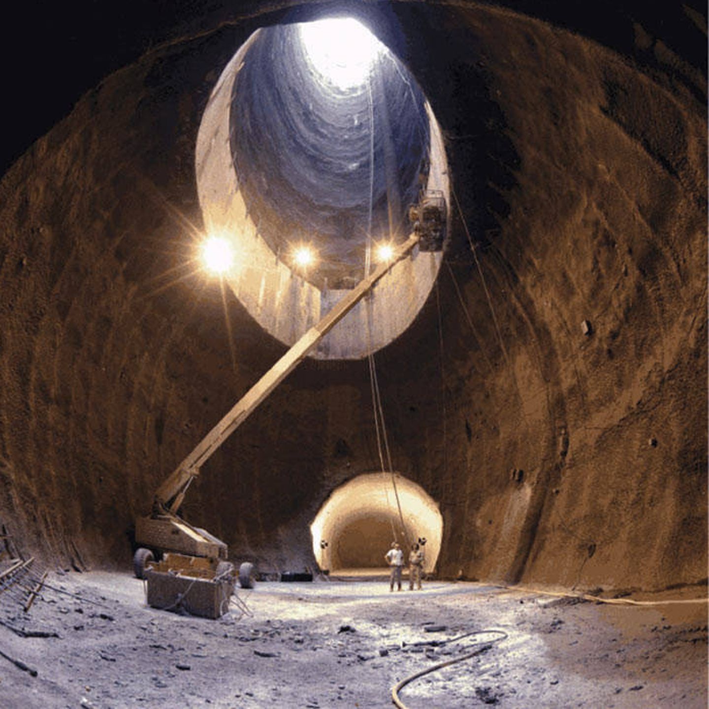 Uno de los agujeros que se excavaron para alojar el túnel del SSC. (Fermilab)