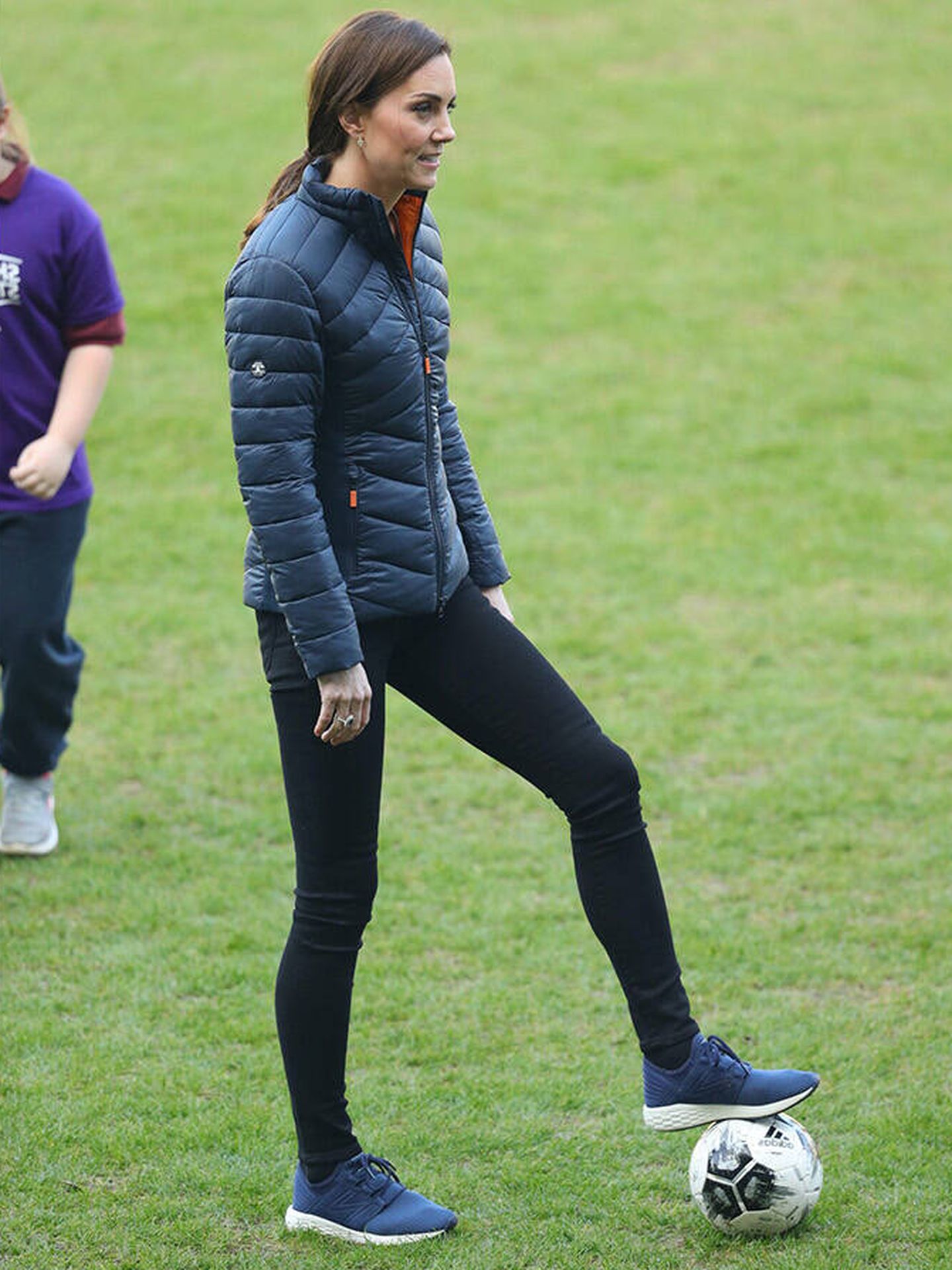 Kate Middleton con leggings y zapatillas deportivas. (Cordon Press)