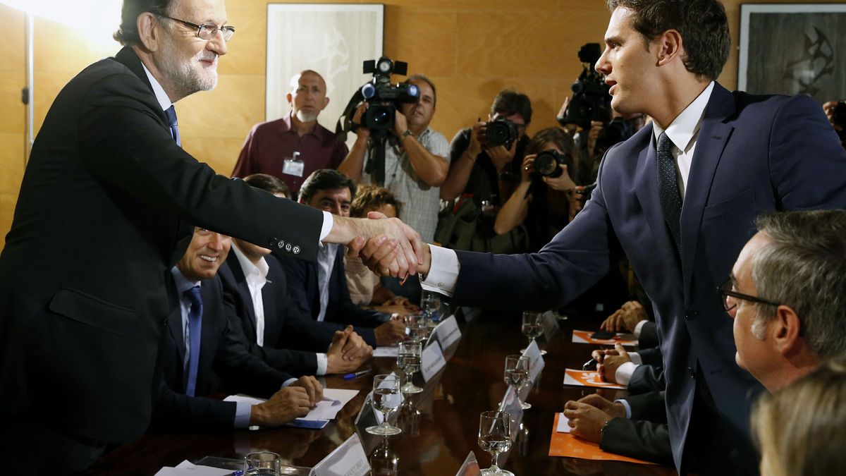 Limitar mandatos, ley electoral... Rivera dará la batalla de la regeneración a Rajoy