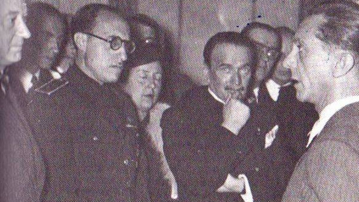 De cena con Goebbels: el iluminado Giménez Caballero y los genitales de Hitler