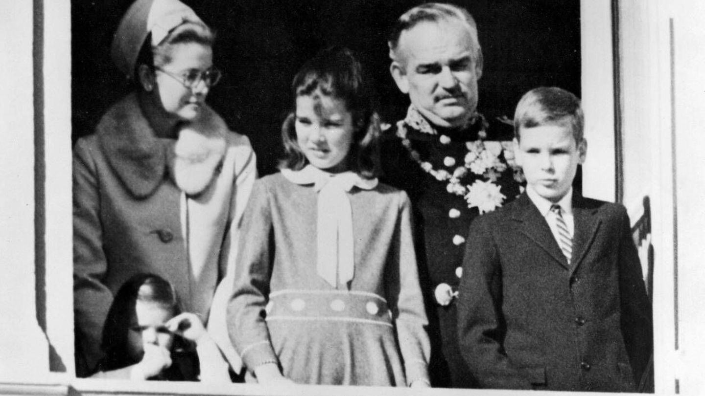 La familia real de Mónaco en un pasado Día Nacional. (Cordon Press)