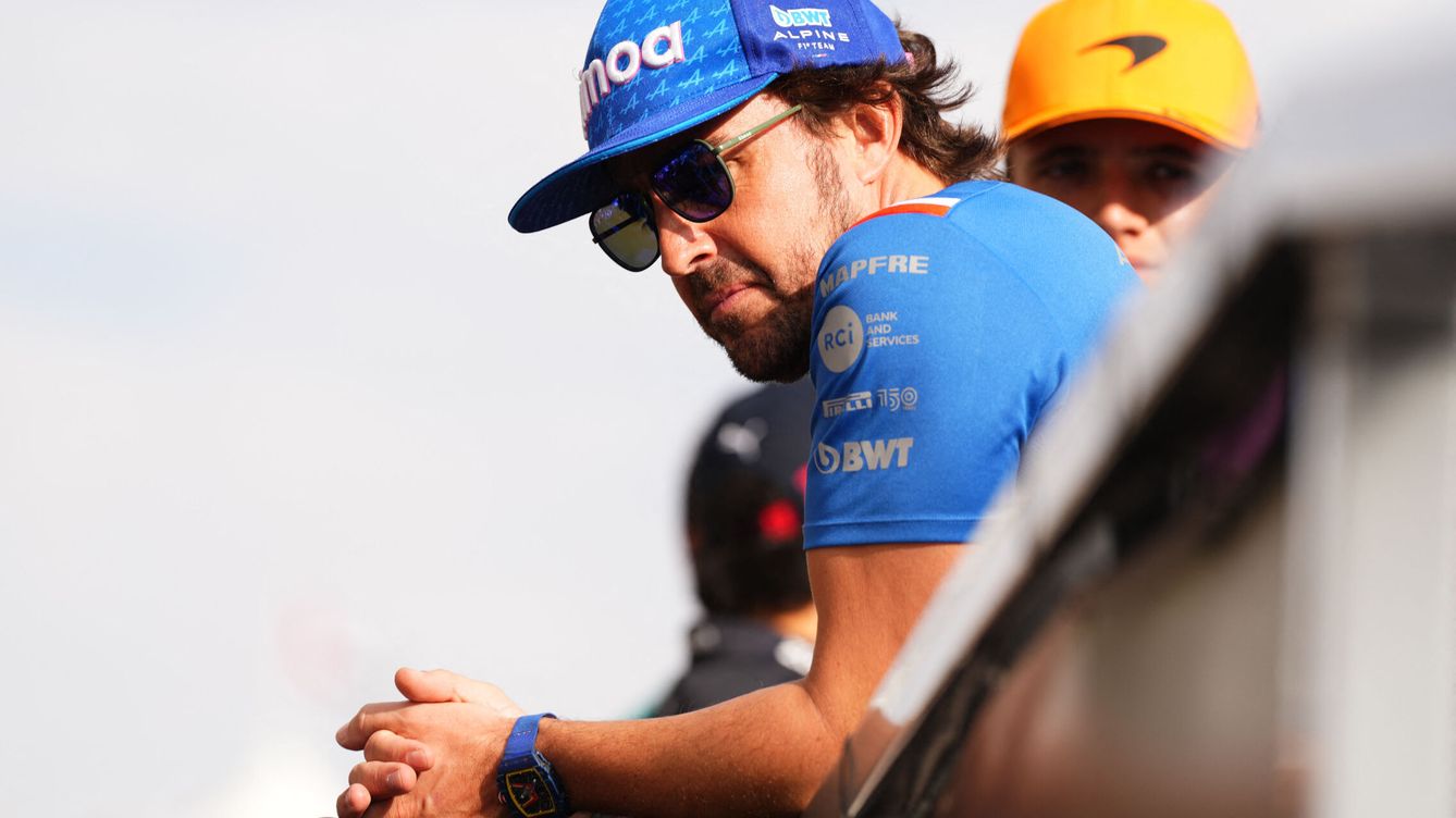 Foto: Fernando Alonso durante el GP de Abu Dhabi 2022, su última carrera con Alpine. REUTERS/Aleksandra Szmigiel
