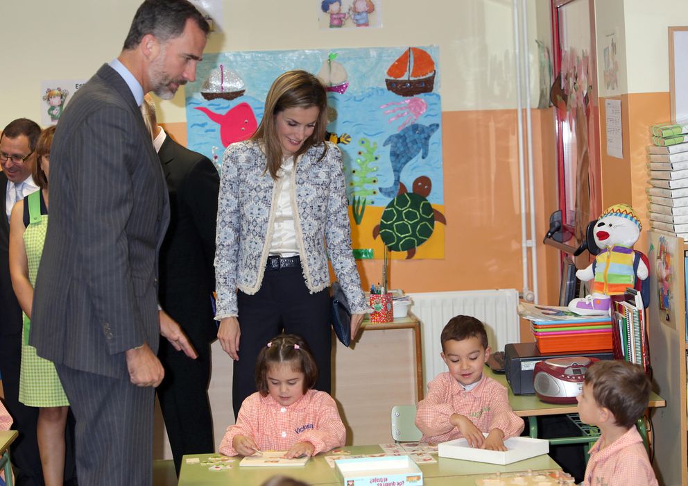 Foto: Los Reyes en la visita a la escuela de Ourense (Gtres)