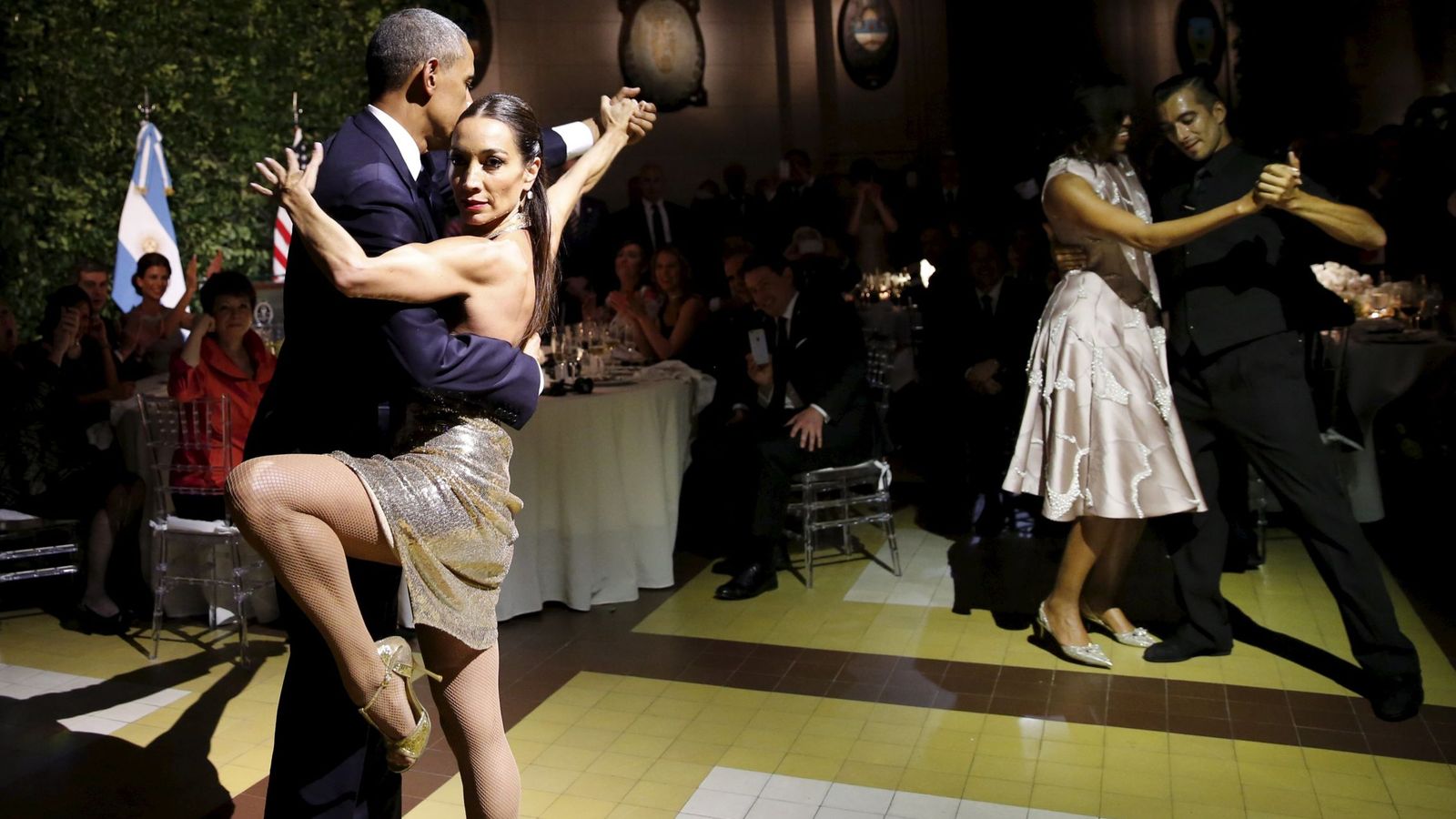 Foto: El matrimonio Obama se anima a bailar un tango en Buenos Aires. (Reuters)