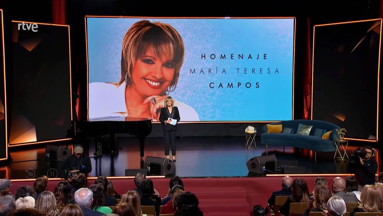 Fotograma del homenaje a María Teresa Campos. (RTVE)