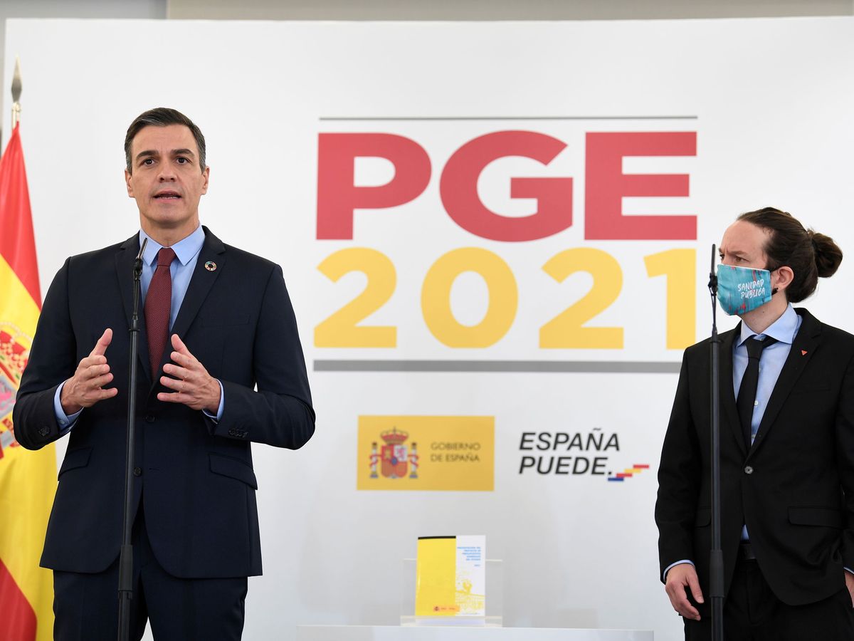Foto: El presidente del Gobierno, Pedro Sánchez, y el vicepresidente segundo, Pablo Iglesias, durante la presentación de los Presupuestos. (Reuters)