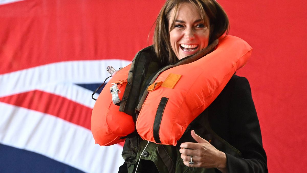 El look sobrio de Kate Middleton que marca un cambio en su armario para su última aparición militar