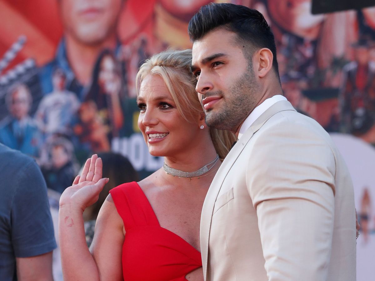 Foto: Britney Spears y Sam Asghari, en una imagen de 2019, ya preparan su boda. (Reuters/Mario Anzuoni)