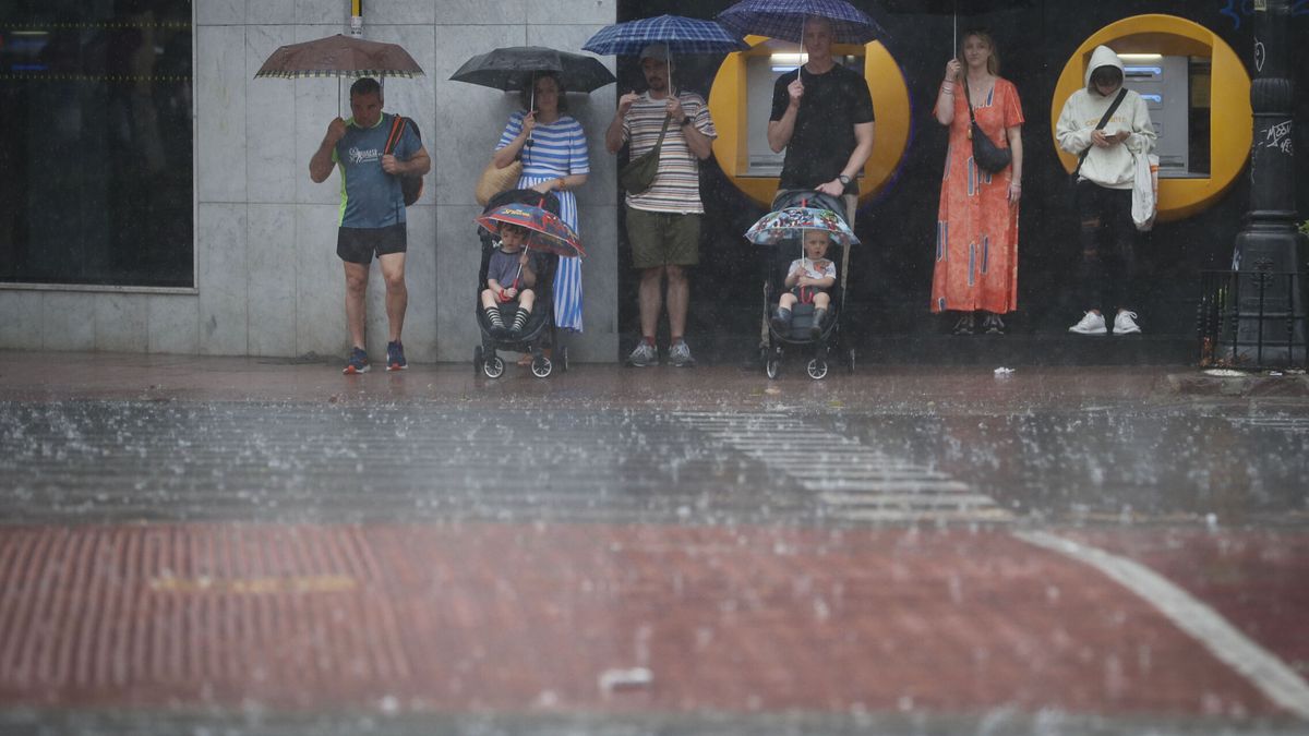 La Aemet alerta de la llegada de lluvias y fuertes tormentas: estas serán las zonas más afectadas