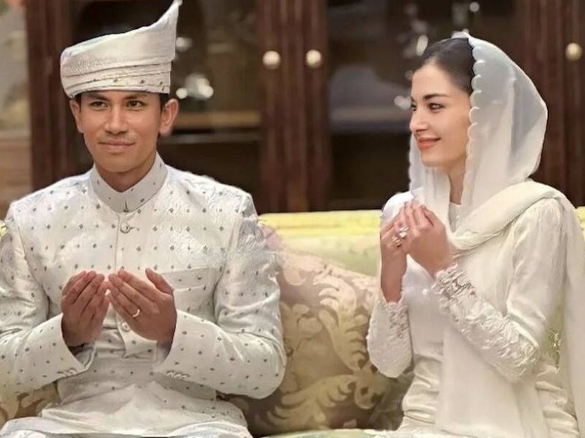 Foto: El príncipe Abdul Mateen de Brunéi y Anisha Rosnah, en la ceremonia de solemnización del matrimonio. (Redes sociales)