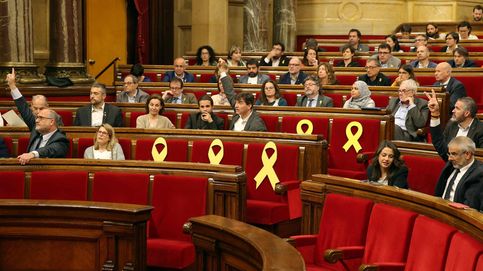 El Constitucional suspende la ley para investir a Puigdemont a distancia