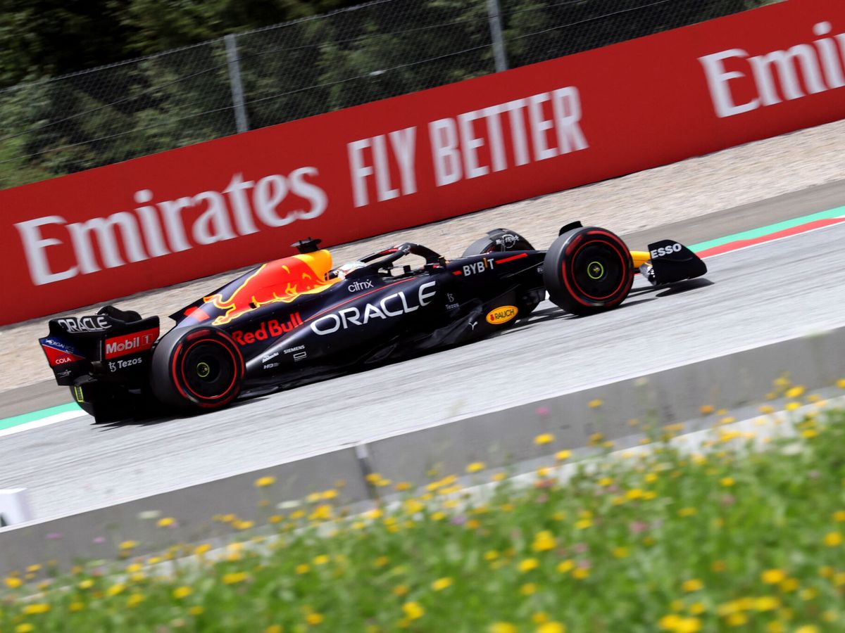 Foto: Max Verstappen, durante la clasificación del viernes. (REUTERS/Florion Goga)