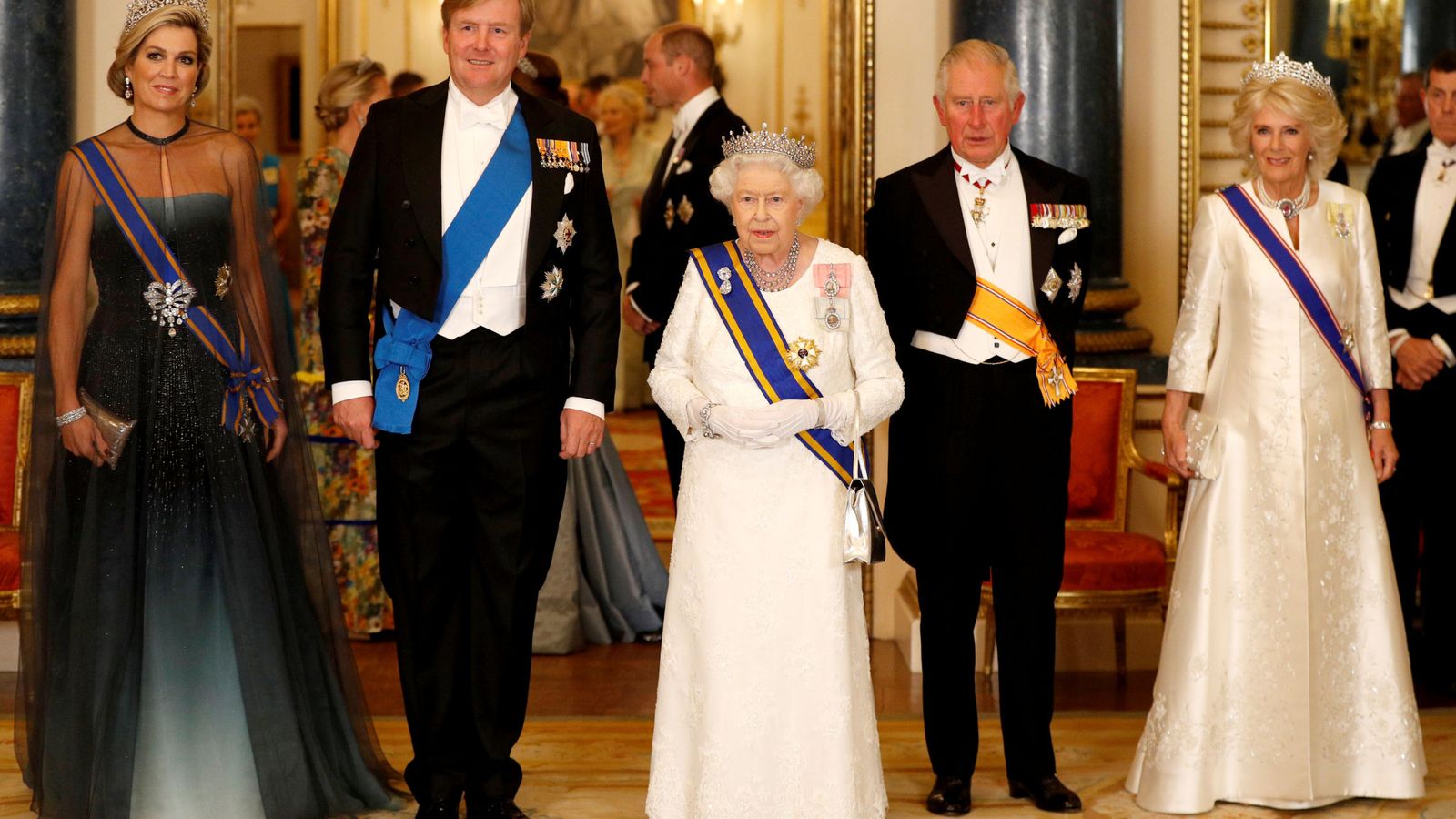 Foto: Cena de gala en el palacio de Buckingham. (Reuters)