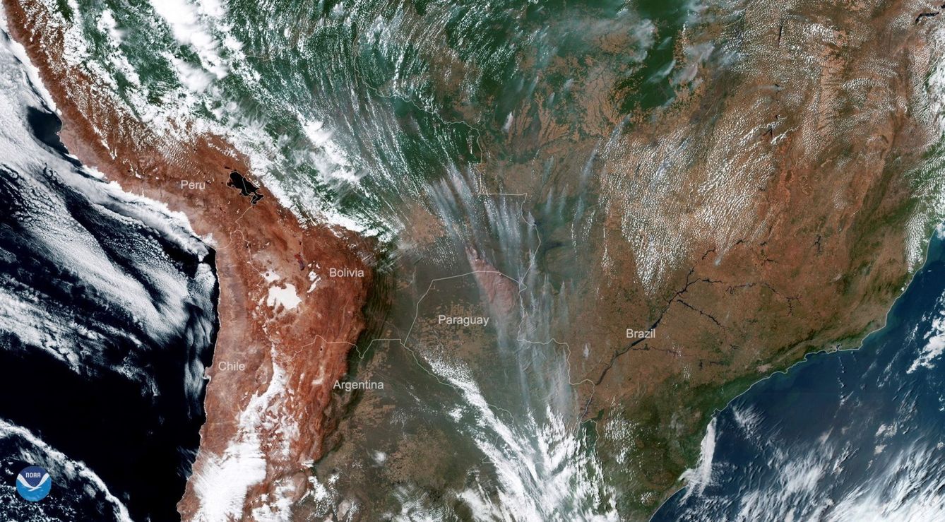 Vista satélite de los incendios del Amazonas. (NOAA)