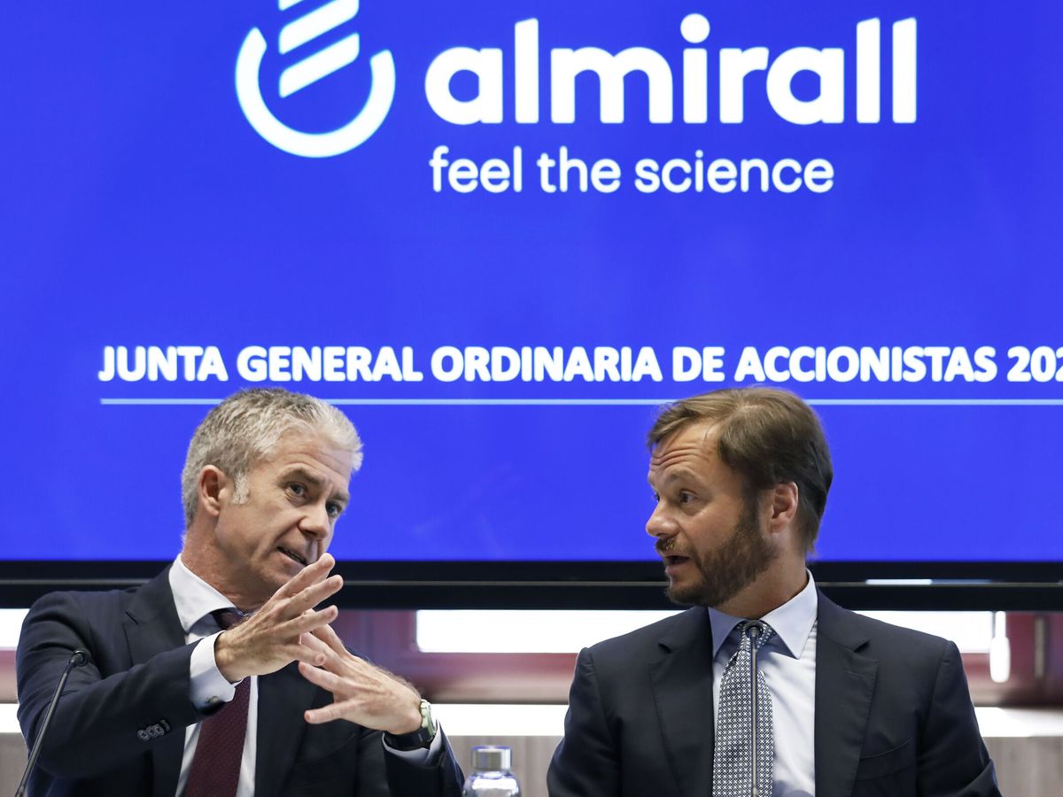 Foto: Junta general de accionistas de Almirall. (EFE/Andreu Dalmau)