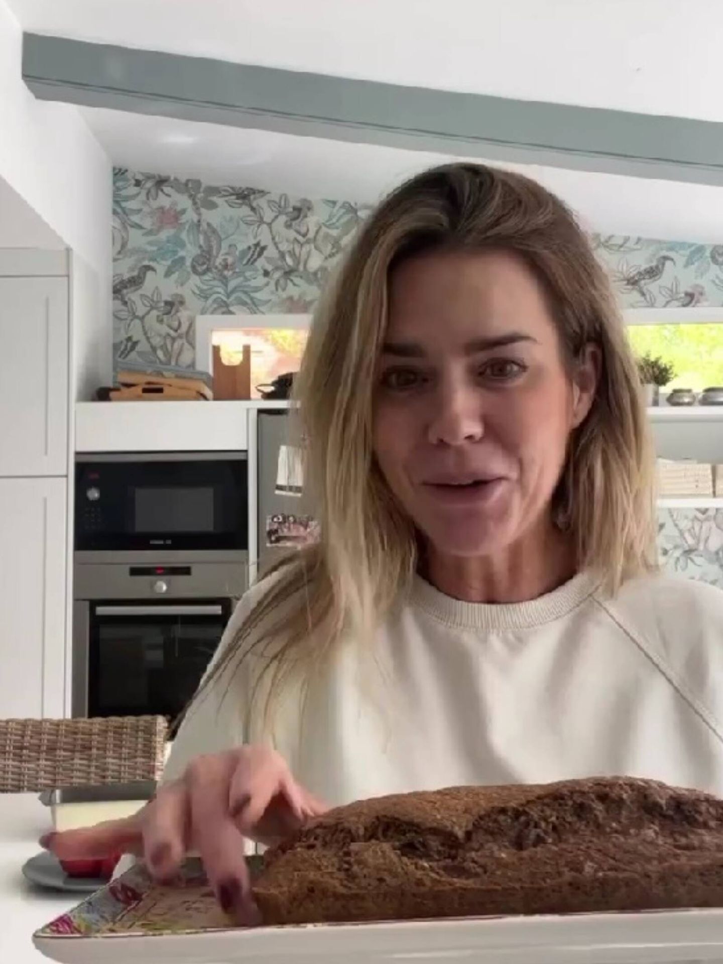 Amelia Bono presumiendo de pan en redes sociales. (Instagram/@ameliabono)