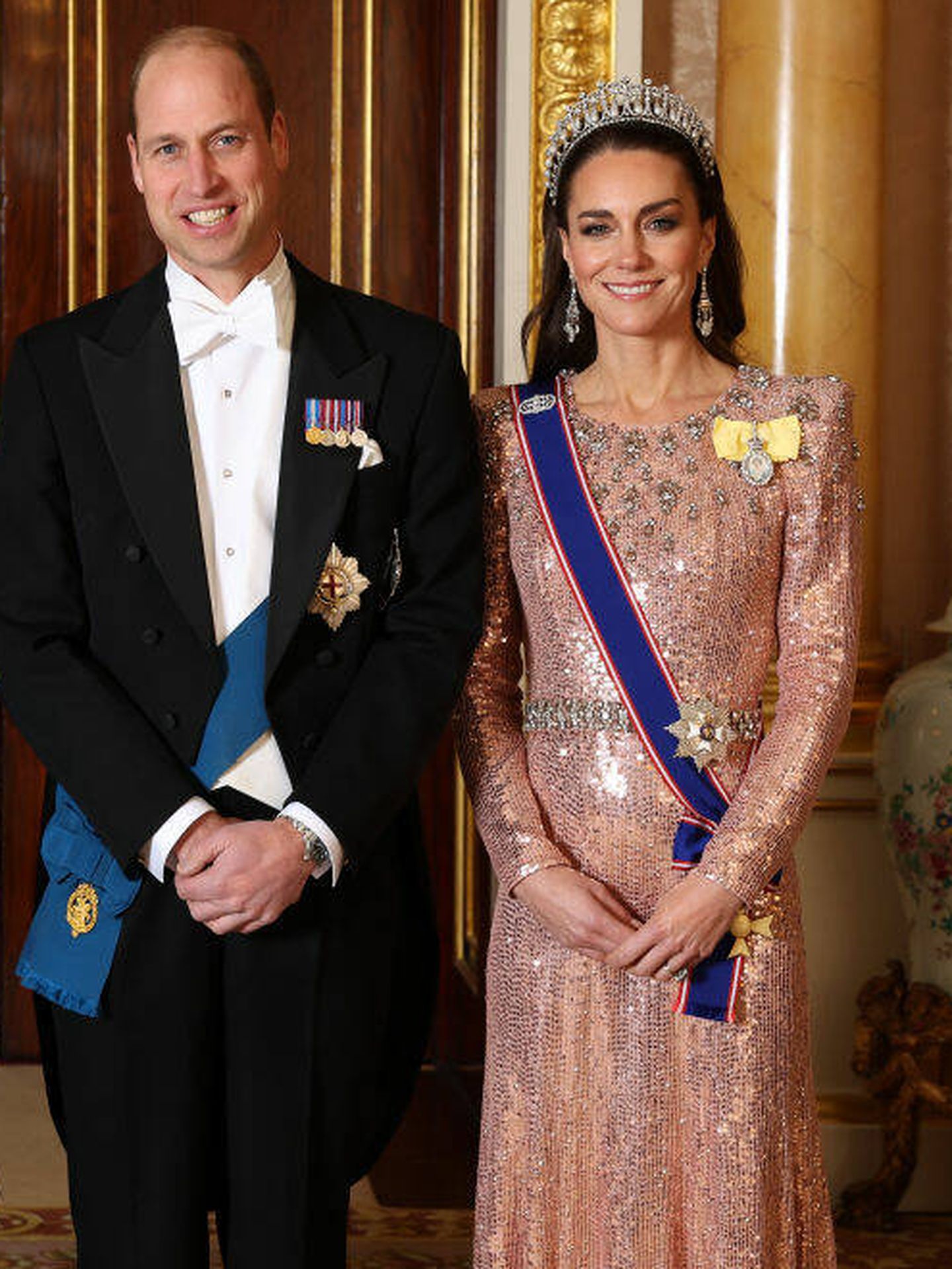 El look de Kate Middleton para acudir a la tradicional cena de recepción diplomática en Buckingham Palace. (Getty Images)
