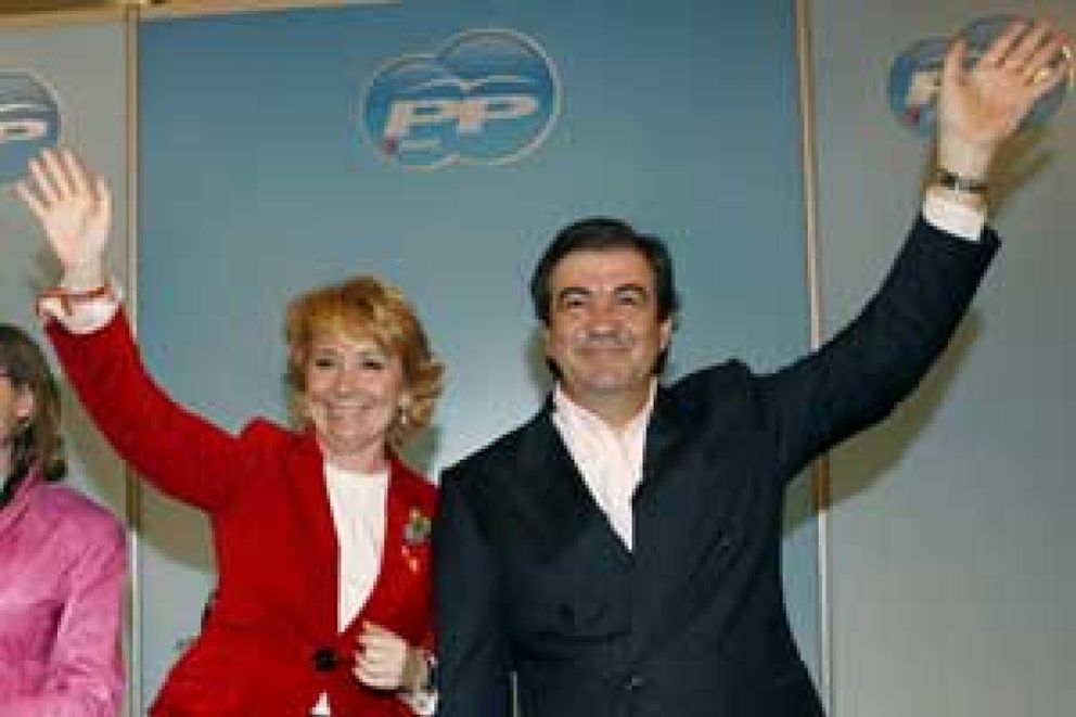 Foto: Álvarez Cascos y Juan Costa rechazan encabezar una lista alternativa a Rajoy, pero se busca otro candidato
