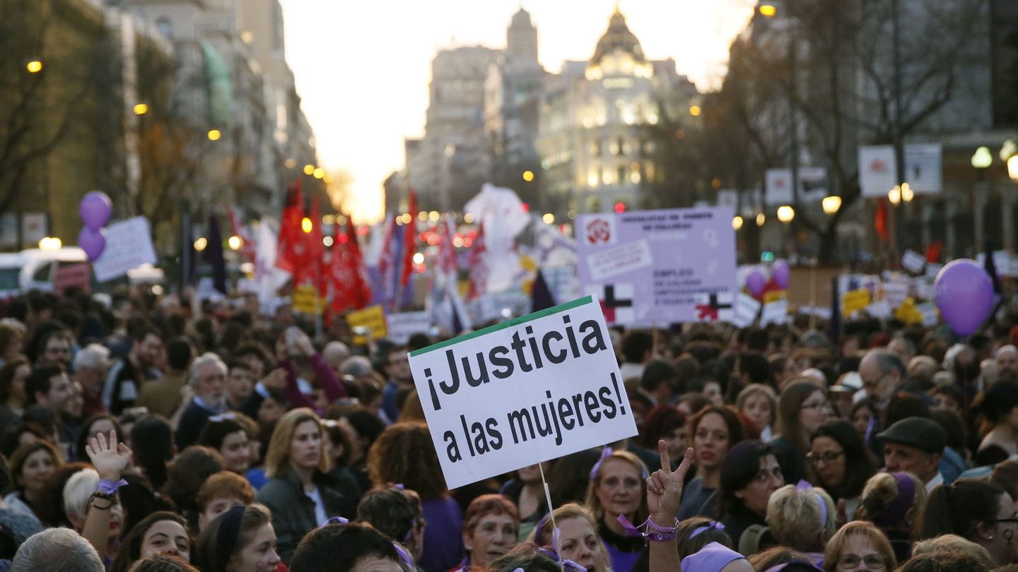 Manifestación en Madrid con motivo del Día Internacional de la Mujer. (EFE/Mariscal)