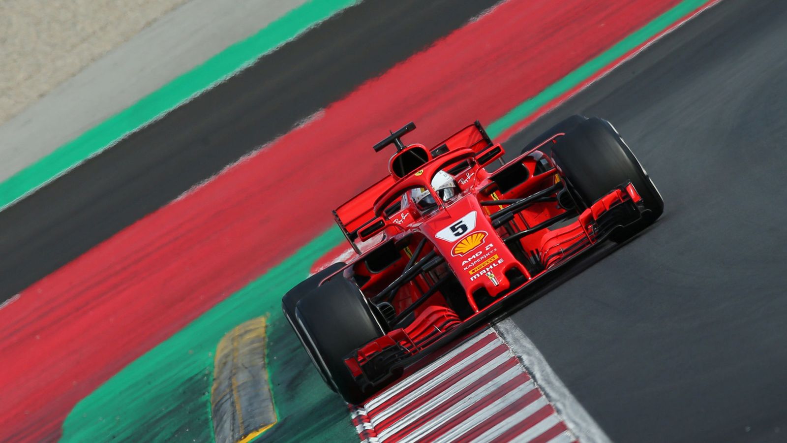 Foto: Sebastian Vettel, con el nuevo Ferrari en los test de pretemporada. (REUTERS)
