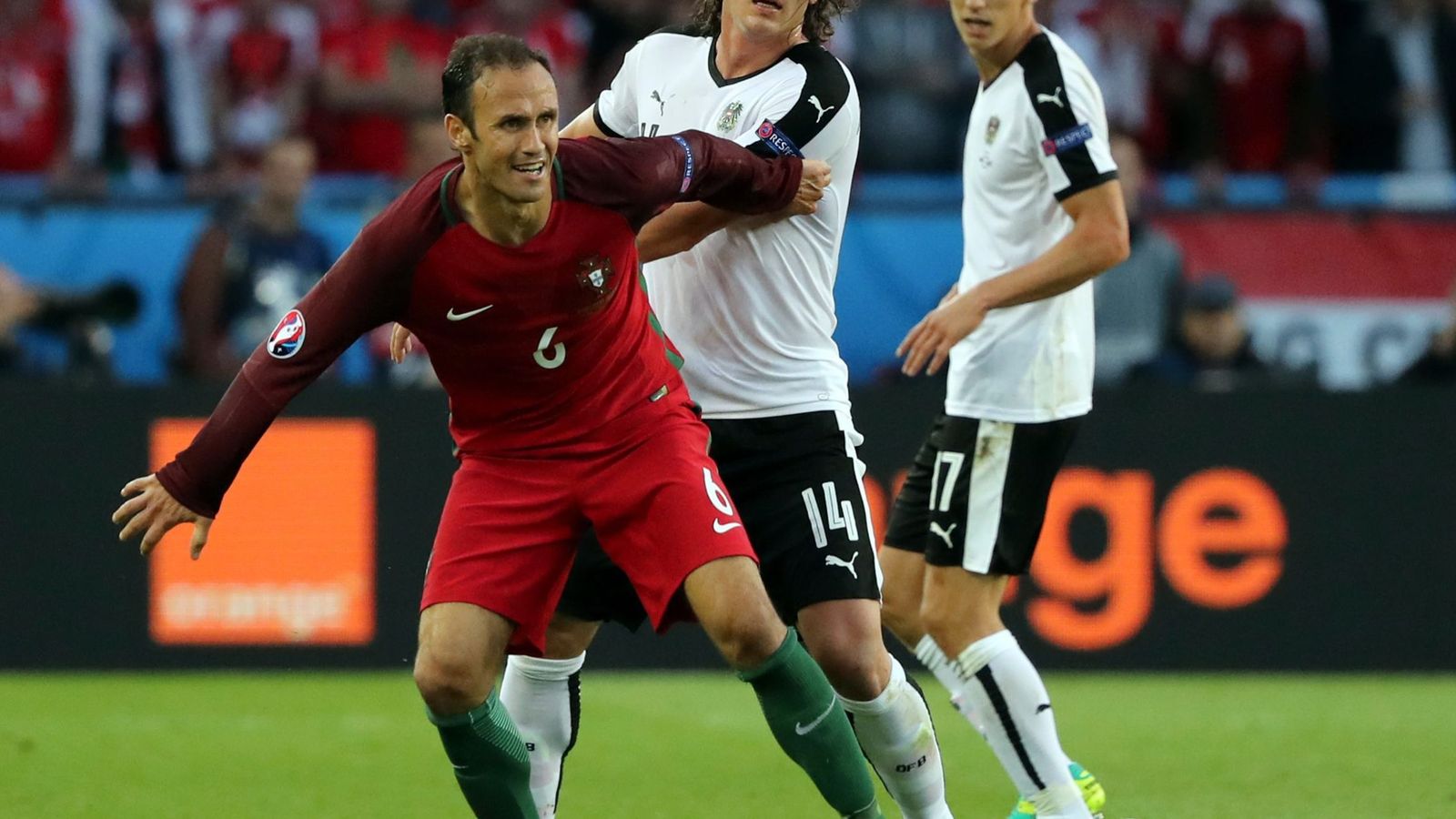 Foto: Ricardo Carvalho en un partido con Portugal. (Reuters)