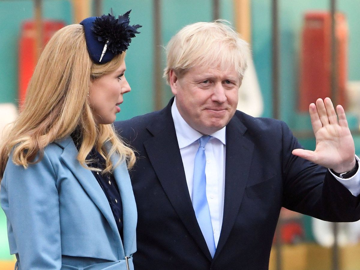 Foto: Boris Johnson y su pareja. (Reuters)
