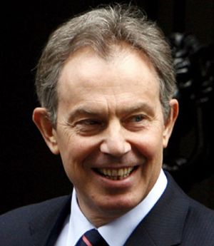 Zapatero pretende valerse de Blair y Clinton para ‘blindar’ internacionalmente su diálogo con ETA