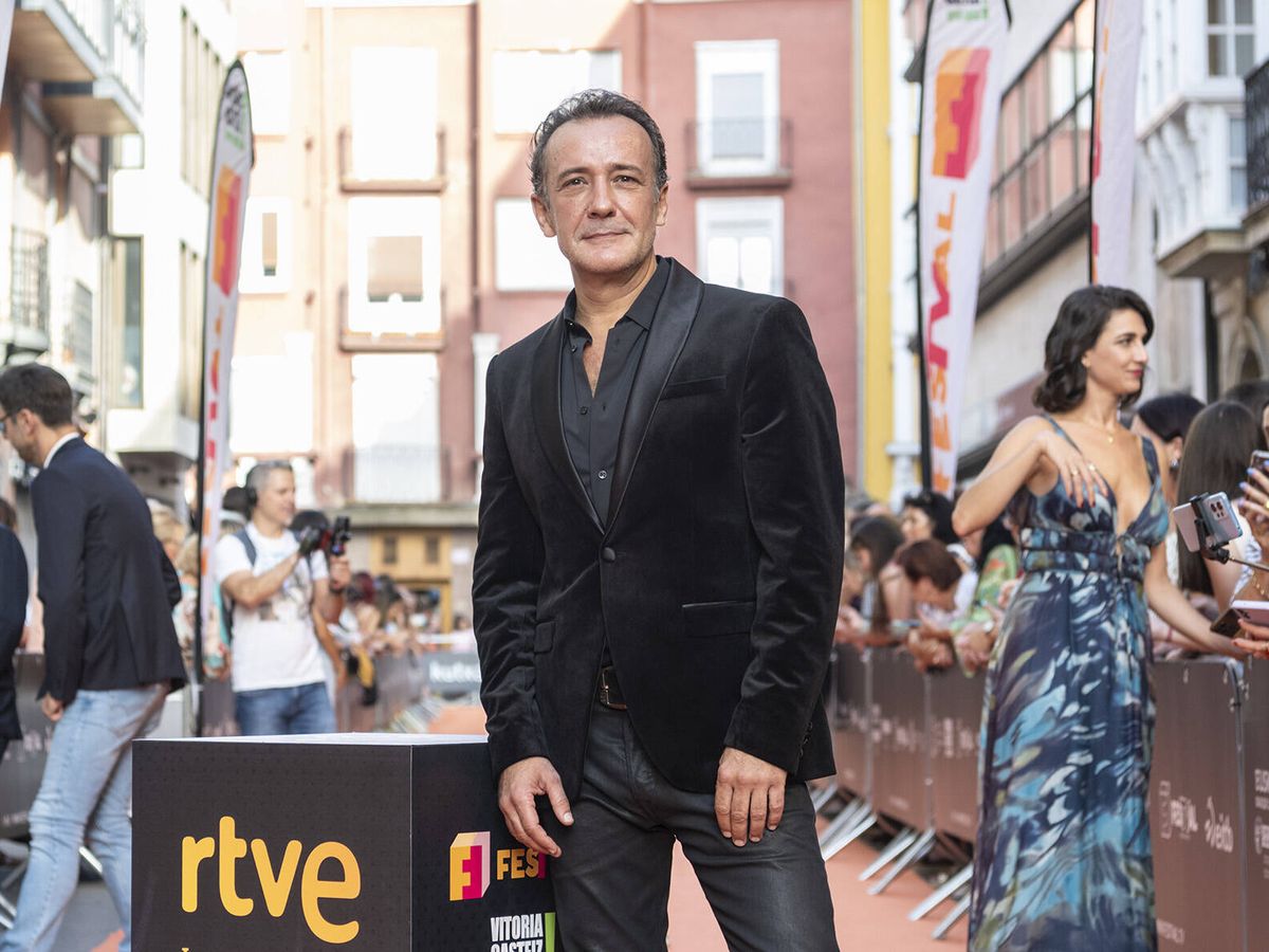 Foto: El actor José Luis García-Pérez, en una presentación de RTVE de la serie 'Salón de té La Moderna'. (FesTVal)