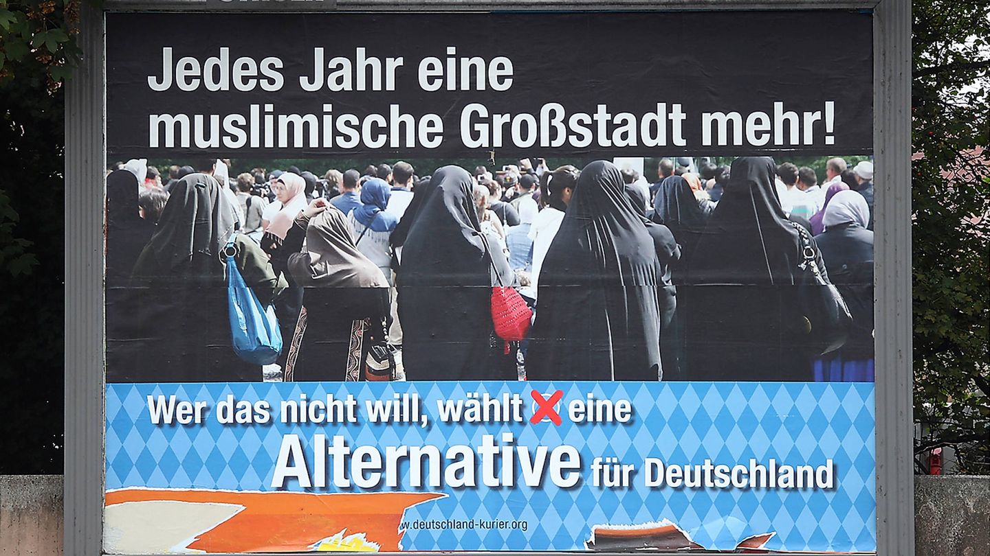 Un póster de campaña de Alternativa para Alemania en Múnich, Alemania. (Reuters)