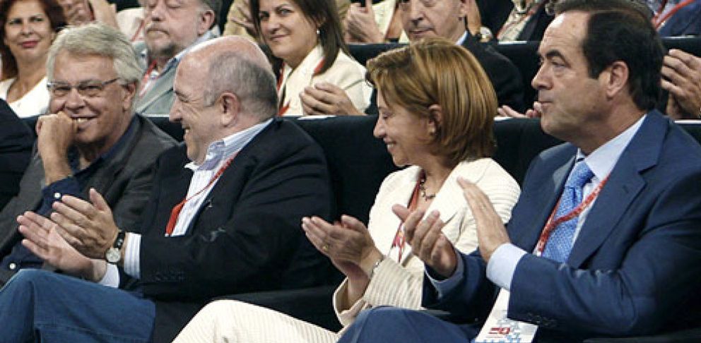 Foto: Felipe González paró los pies a Zapatero y abortó su investigación sobre el patrimonio de Bono