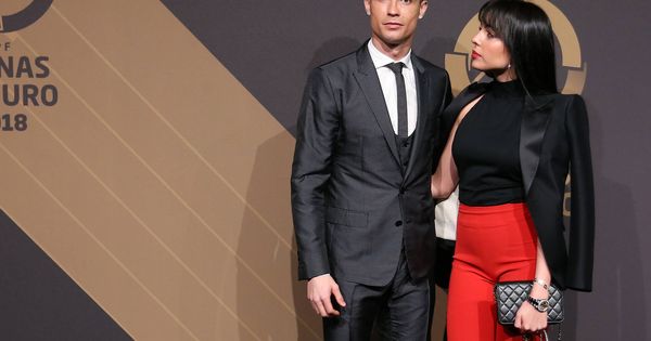 Foto: Cristiano Ronaldo y su novia, Georgina Rodríguez, en Lisboa. (Getty)