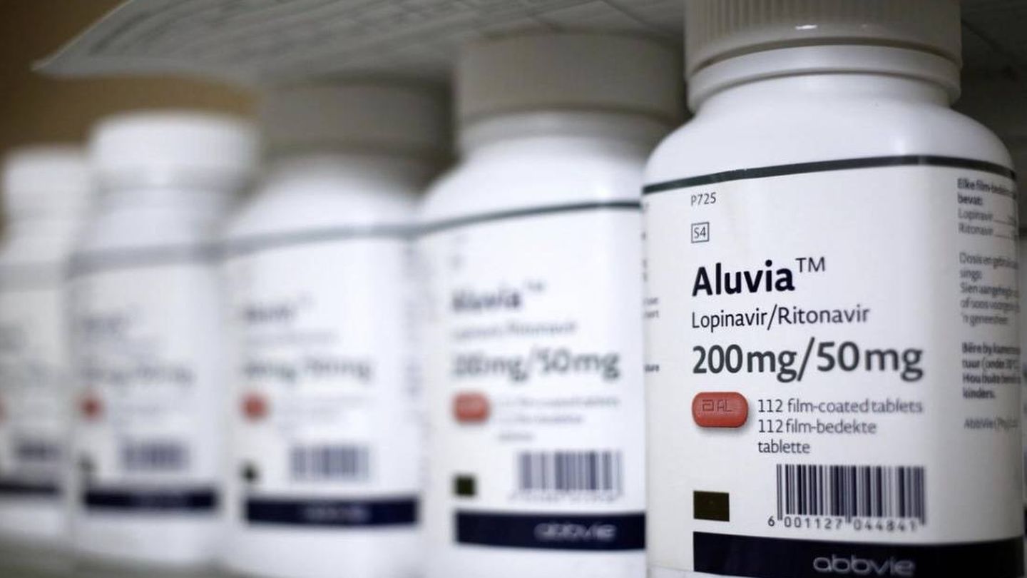 Botes de Lopinavir–Ritonavir, uno de los fármacos que se están testando. (Reuters)