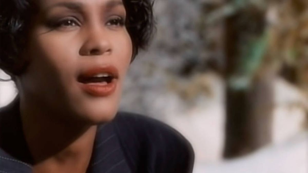 'I Will Always Love You' de Whitney Houston supera 1.000 millones de visitas en YouTube