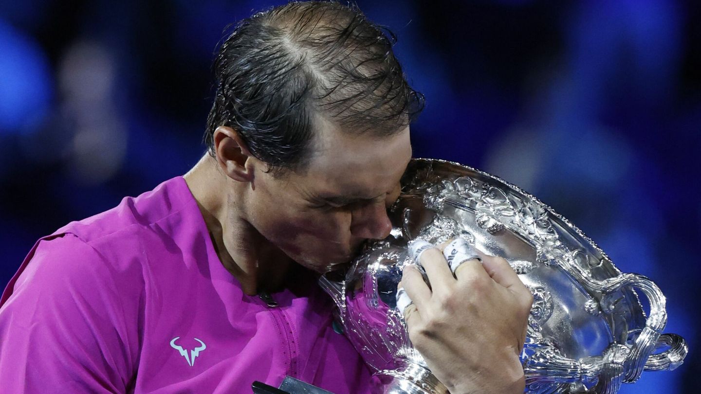 El español ya tiene su trofeo más preciado. (Reuters/Asanka Brendon)