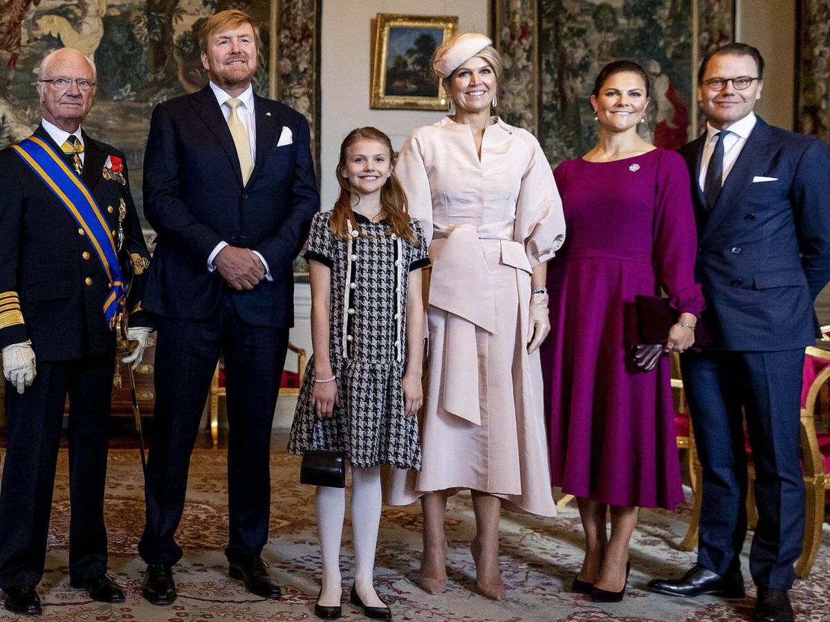 Foto: La familia real sueca, con los reyes de Holanda. (CP)