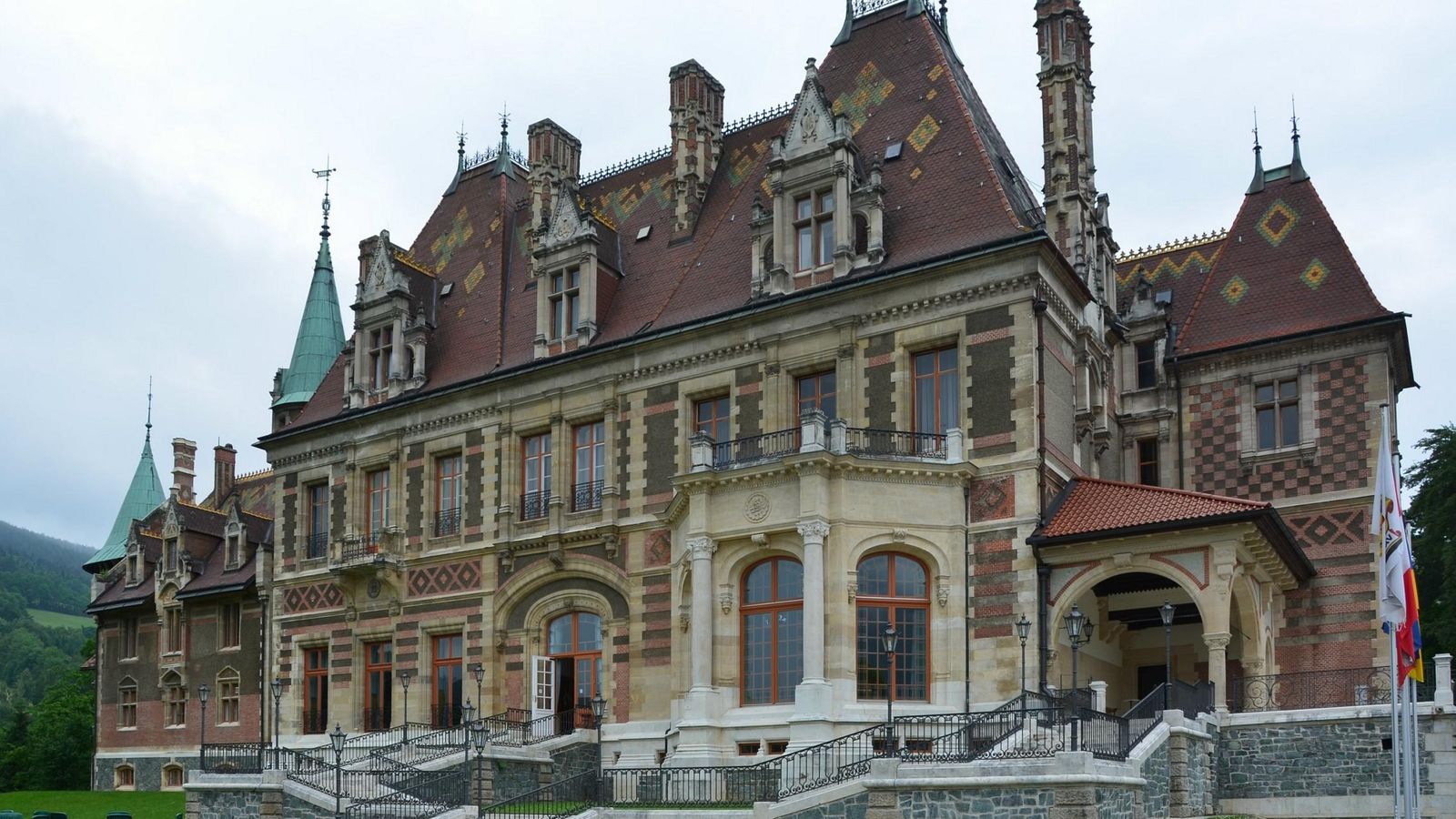 Foto: Schloss Hinterleiten, uno de los muchos palacios construidos por la familia Rothschild. (A. Wintschalek)