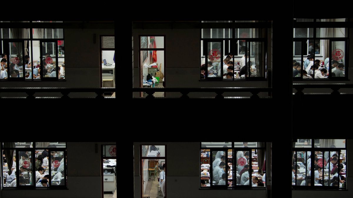El lado oscuro del examen más difícil del mundo, que se hace en China