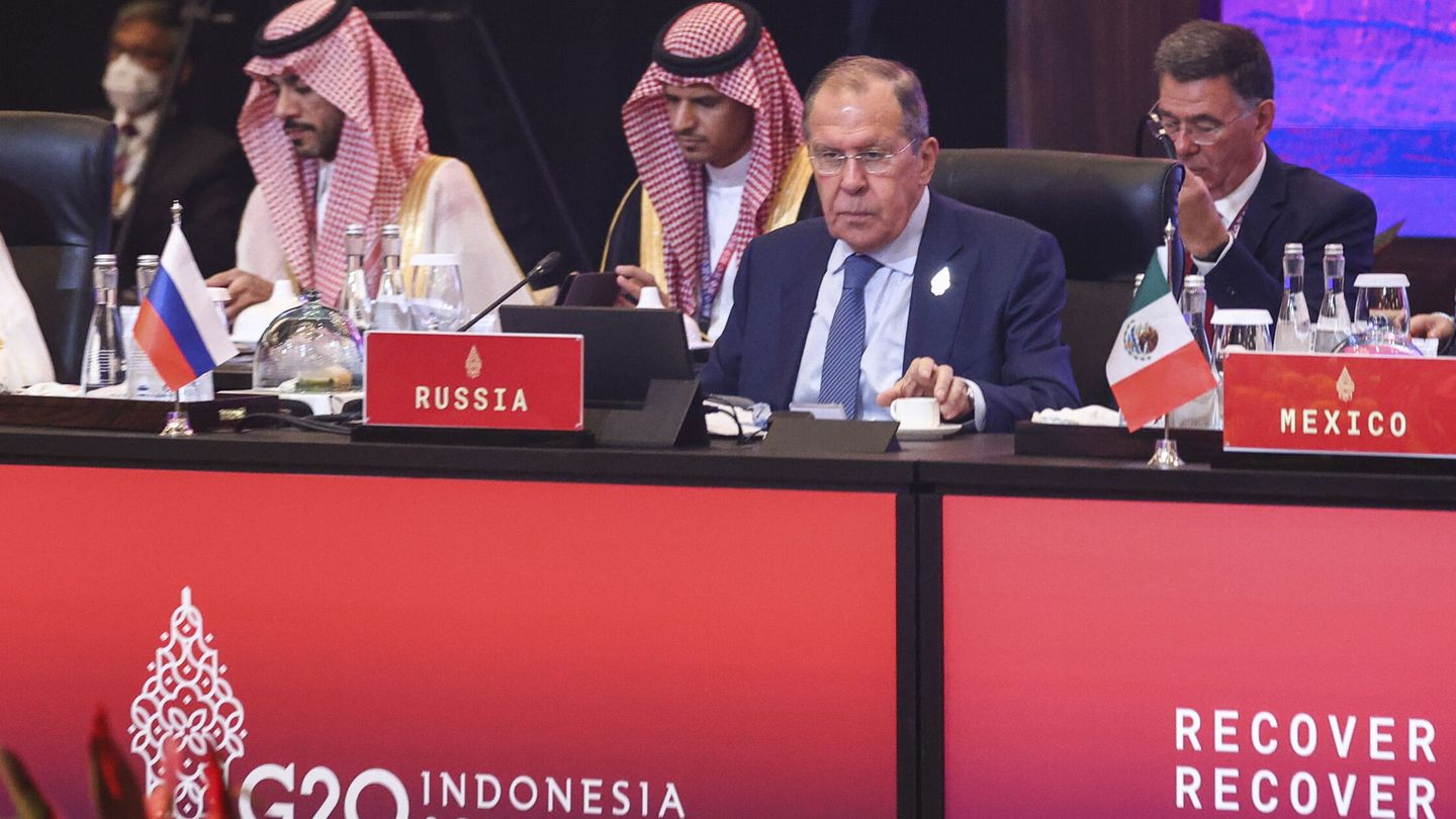 Lavrov durante una sesión del G20 en Nusa Dua, Bali, Indonesia. (EFE/Prensa del ministerio de Exteriores de Rusia)