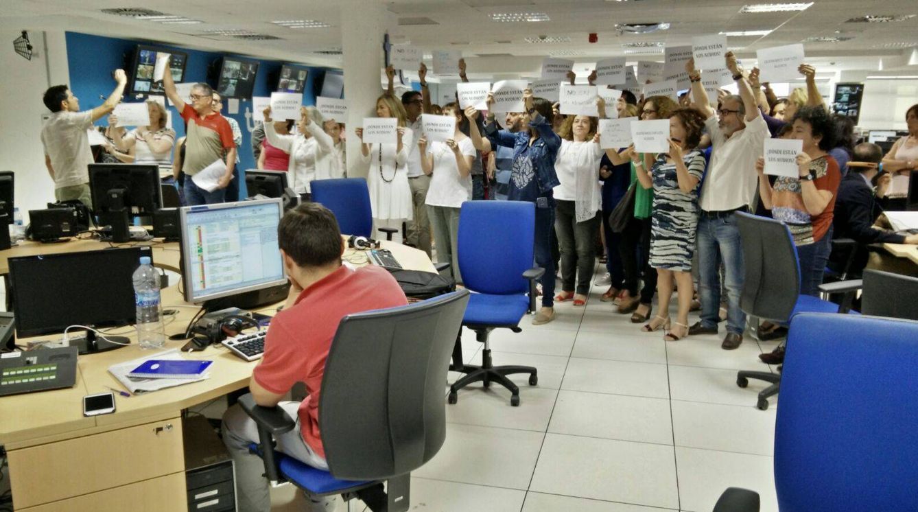 Protesta en la redacción de TVE. (EC)