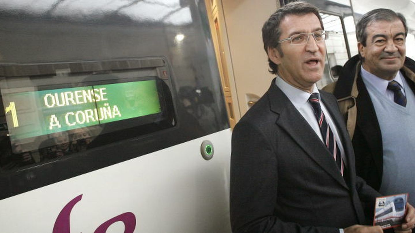 Inauguración de la línea de alta velocidad entre A Coruña, Santiago y Ourense. (EFE)