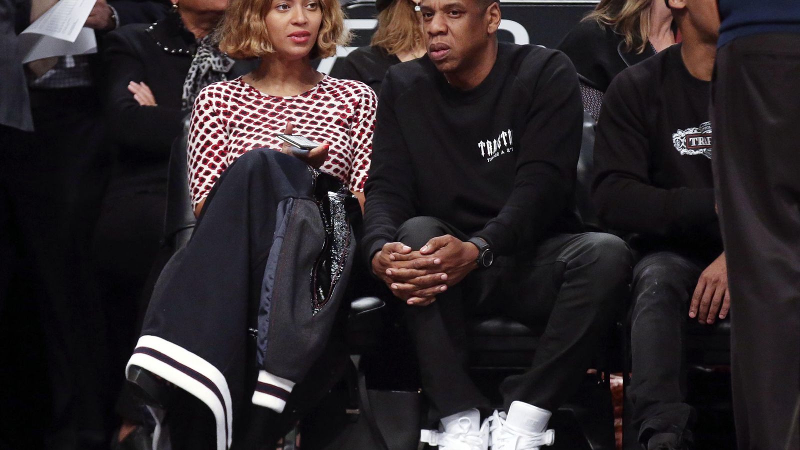 Foto: Beyonce y Jay-Z durante un partido de baloncesto