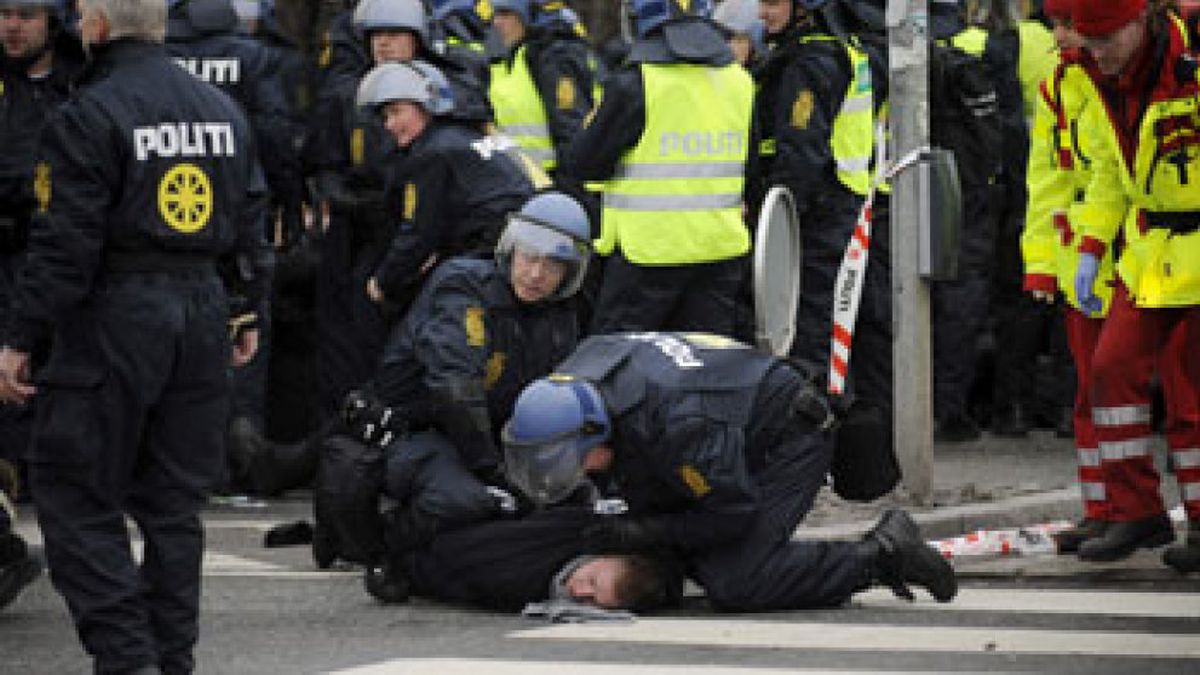 El Gobierno danés se defiende: la policía evitó que Copenhague acabara "en llamas"