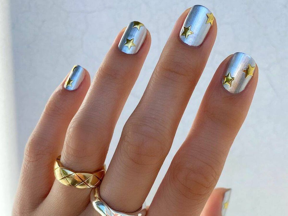 Pegatinas para uñas: cómo colocarlas para crear el nail art tendencia en  casa