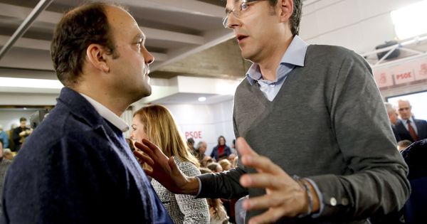 Foto: José Carlos Díez y Eduardo Madina, coordinadores de la ponencia económica y política del PSOE, el pasado 26 de enero. (EFE)