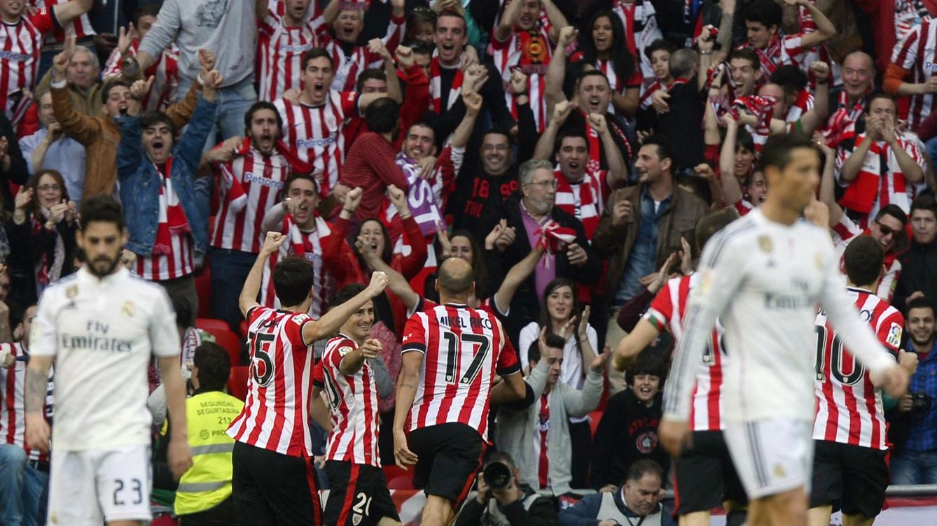 Foto: Los jugadores del Athletic celebran el gol de Aduriz ante el Real Madrid (Reuters).